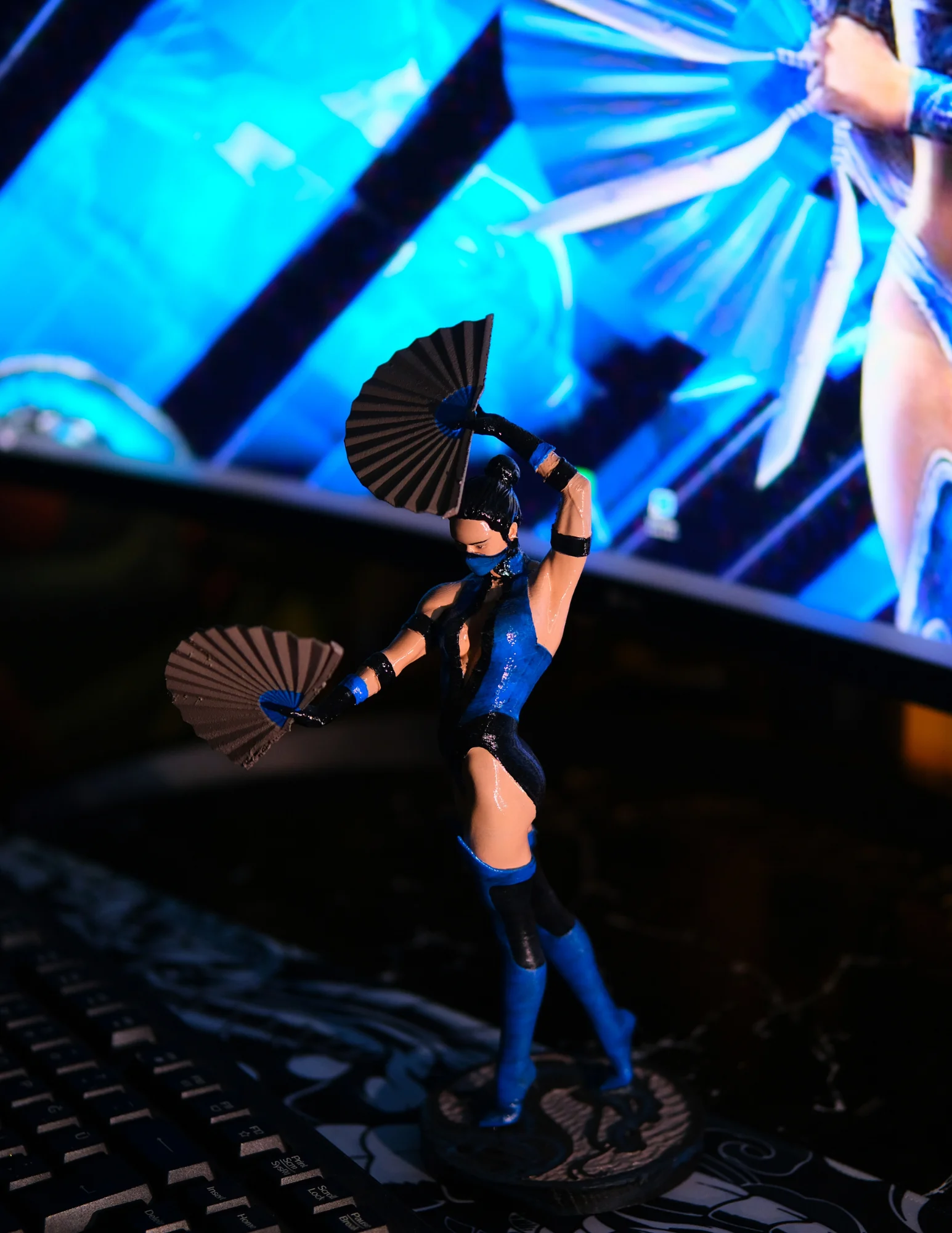 Figür 25 cm Kitana 3D Baskı Aksiyon Figürü – El Yapımı Boyama, Koleksiyonluk Oyun Karakteri