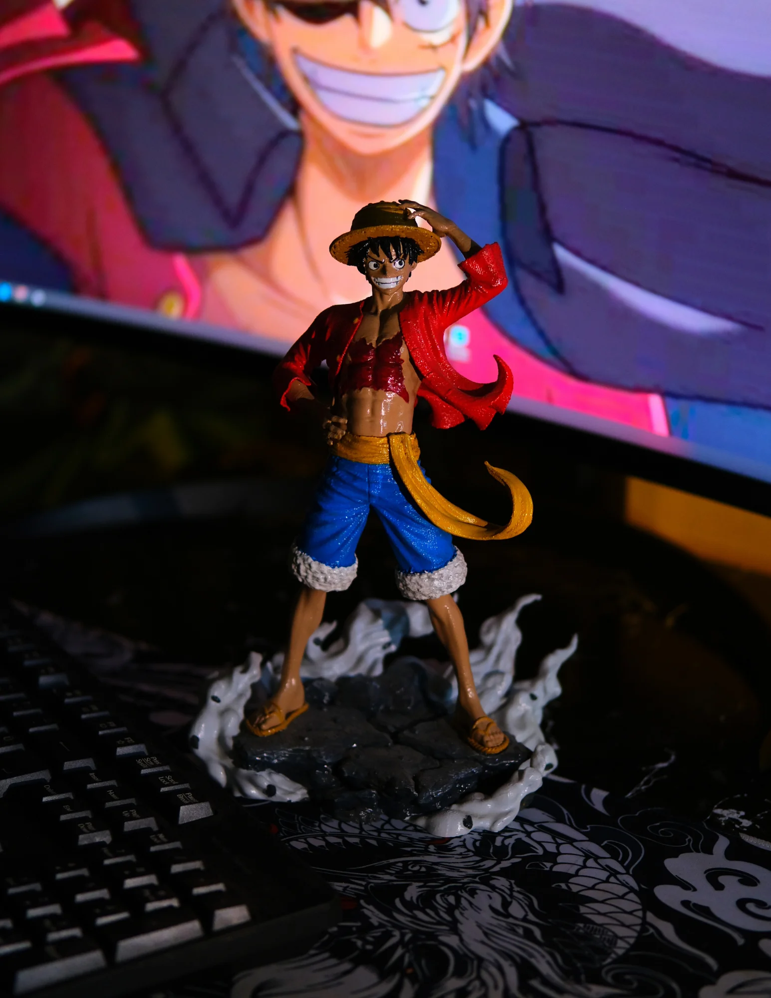One Piece Luffy Figürü 25 cm | PLA Filament 3D Baskı | El Boyaması Dekoratif Anime Figürü