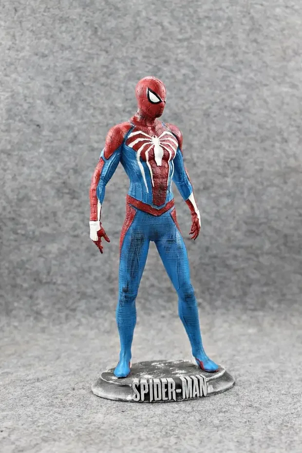 Spiderman ( Yeni Kostüm - New Costume ) 20cm Büst / Figür