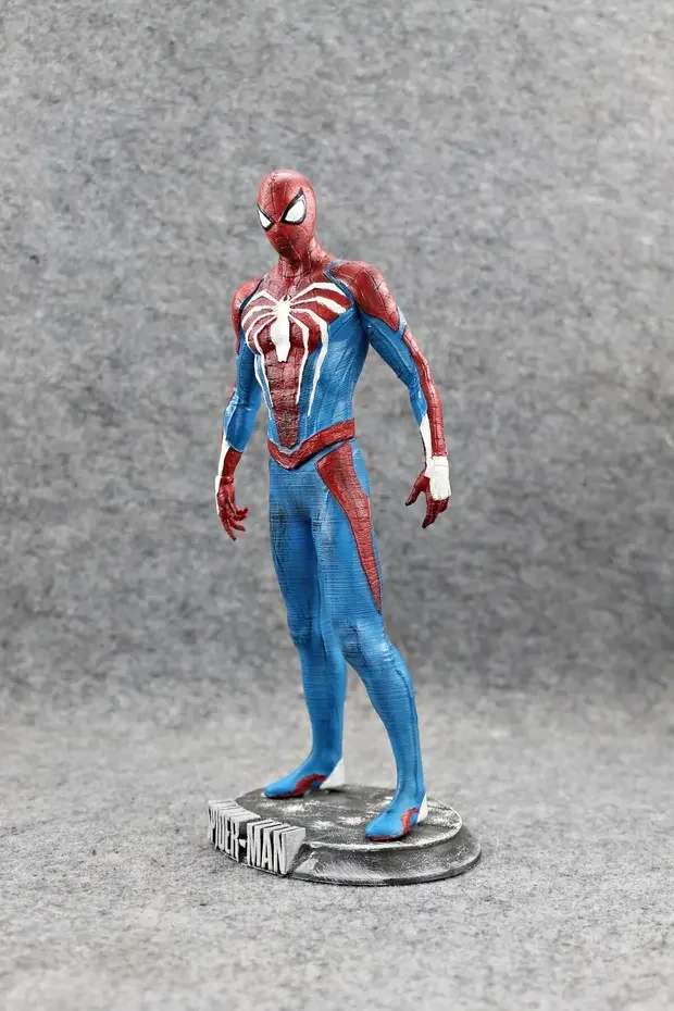 Spiderman ( Yeni Kostüm - New Costume ) 20cm Büst / Figür