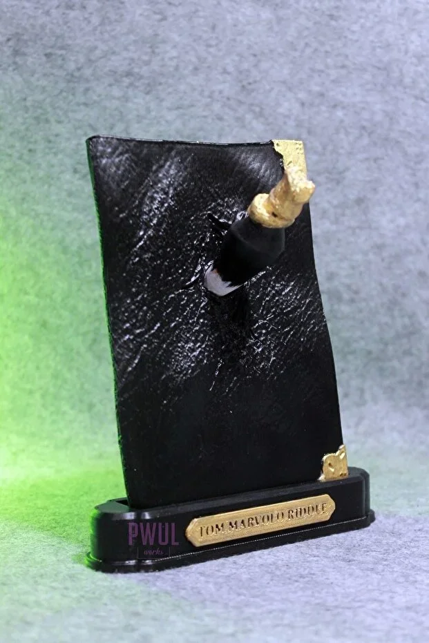 Tom Riddle ( Tom Marvolo Riddle ) Günlük ( Diary ) - Harry Potter ( 20cm Boy ) Büst / Figür