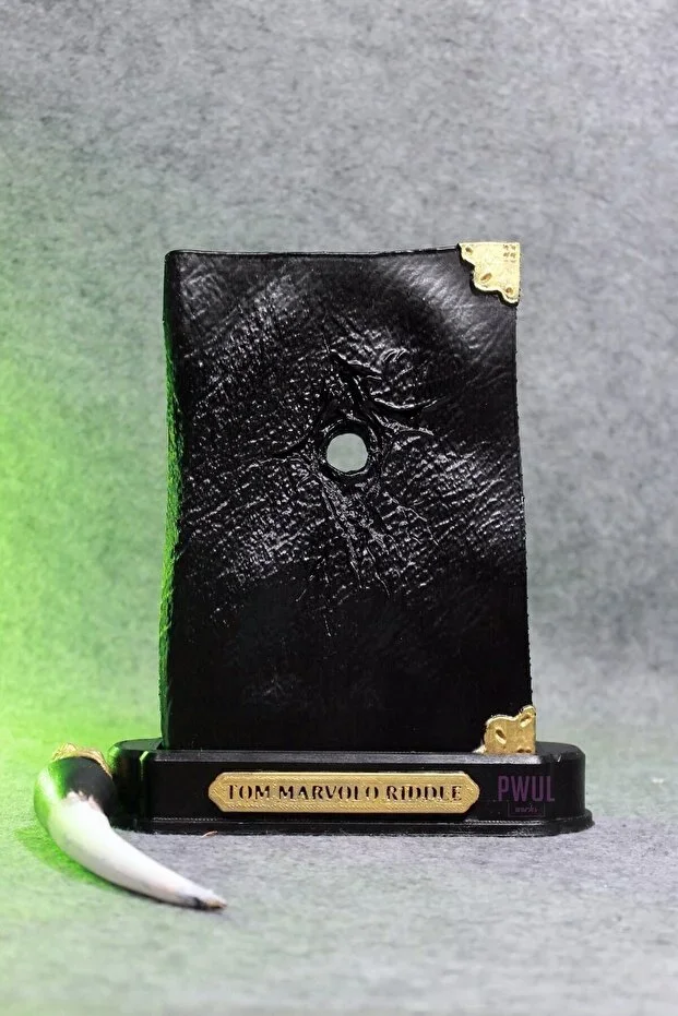 Tom Riddle ( Tom Marvolo Riddle ) Günlük ( Diary ) - Harry Potter ( 20cm Boy ) Büst / Figür